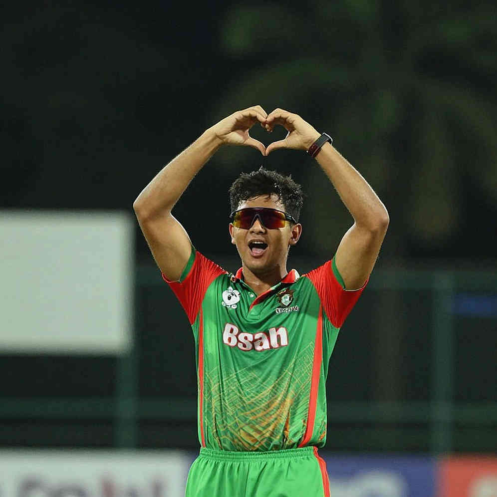 ডারবানের ১৮৭/৬: নর্টজে-র প্রত্যাবর্তন আর অস্ট্রেলিয়ার উপরের সারির পুরনো ক্ষত ডারবানের ১৮৭/৬: নর্টজে-র প্রত্যাবর্তন আর অস্ট্রেলিয়ার উপরের সারির পুরনো ক্ষত
