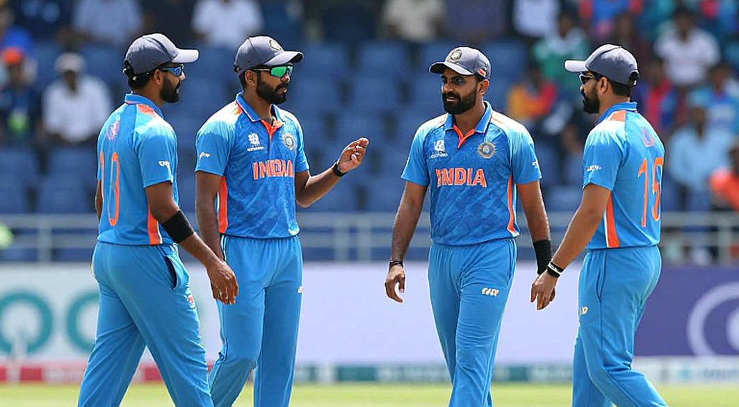 ২৬৯ নাম, এক মঙ্গলবার, আর ডিসেম্বরের ফাঁকা ক্যালেন্ডার: ডি থ্রি টি-টোয়েন্টির নিলামযুদ্ধ