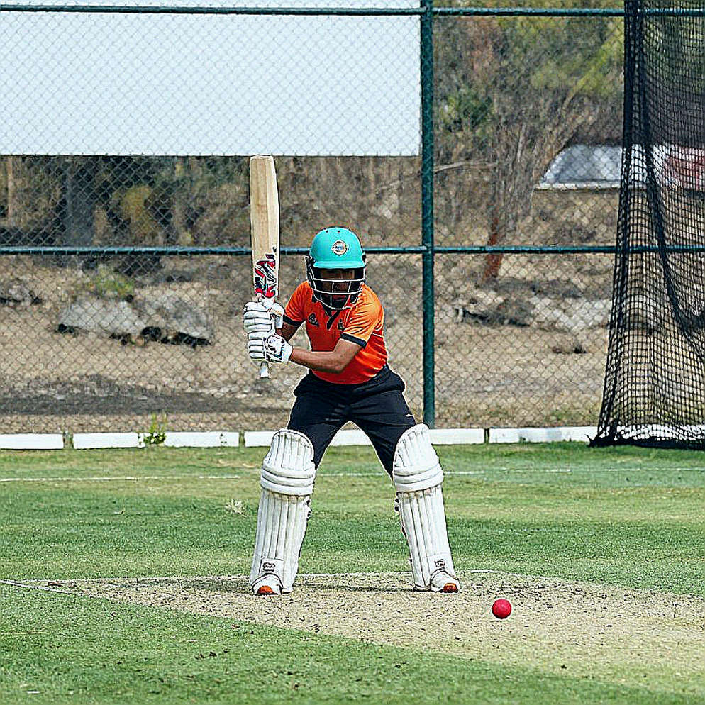 আইয়ারের 'মানিয়ে নেওয়ার' বার্তা, একটি সূচি-চাপা সফর আর তিনটি প্রশ্ন যা কেউ জিজ্ঞেস করছে না