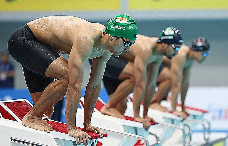 সর্বকালের সেরা: ১০০ নামের তালিকা, একটি অপ্রকাশিত মানদণ্ড আর তার প্রত্যাশিত বির্তক