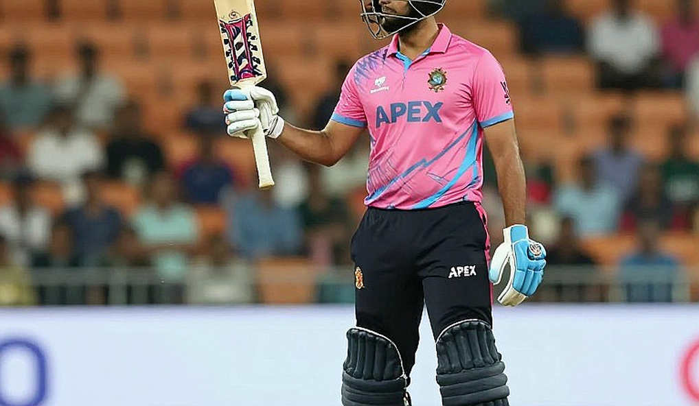 ডারবানের বৃষ্টিভেজা টেস্ট: রেনশের ২৭২, নাকি অস্ট্রেলিয়ার একটিও ফিফটি নেই?
