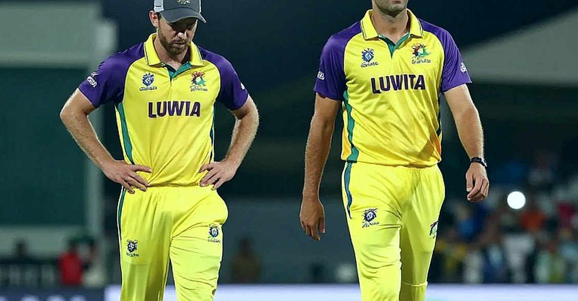 ২৭ কোটি টাকার হাতুড়ি আর ৩০ লাখের নীরবতা: ক্রিকেটের ট্রান্সফার বাজারে আসল দাম কে ঠিক করে? ২৭ কোটি টাকার হাতুড়ি আর ৩০ লাখের নীরবতা: ক্রিকেটের ট্রান্সফার বাজারে আসল দাম কে ঠিক করে?